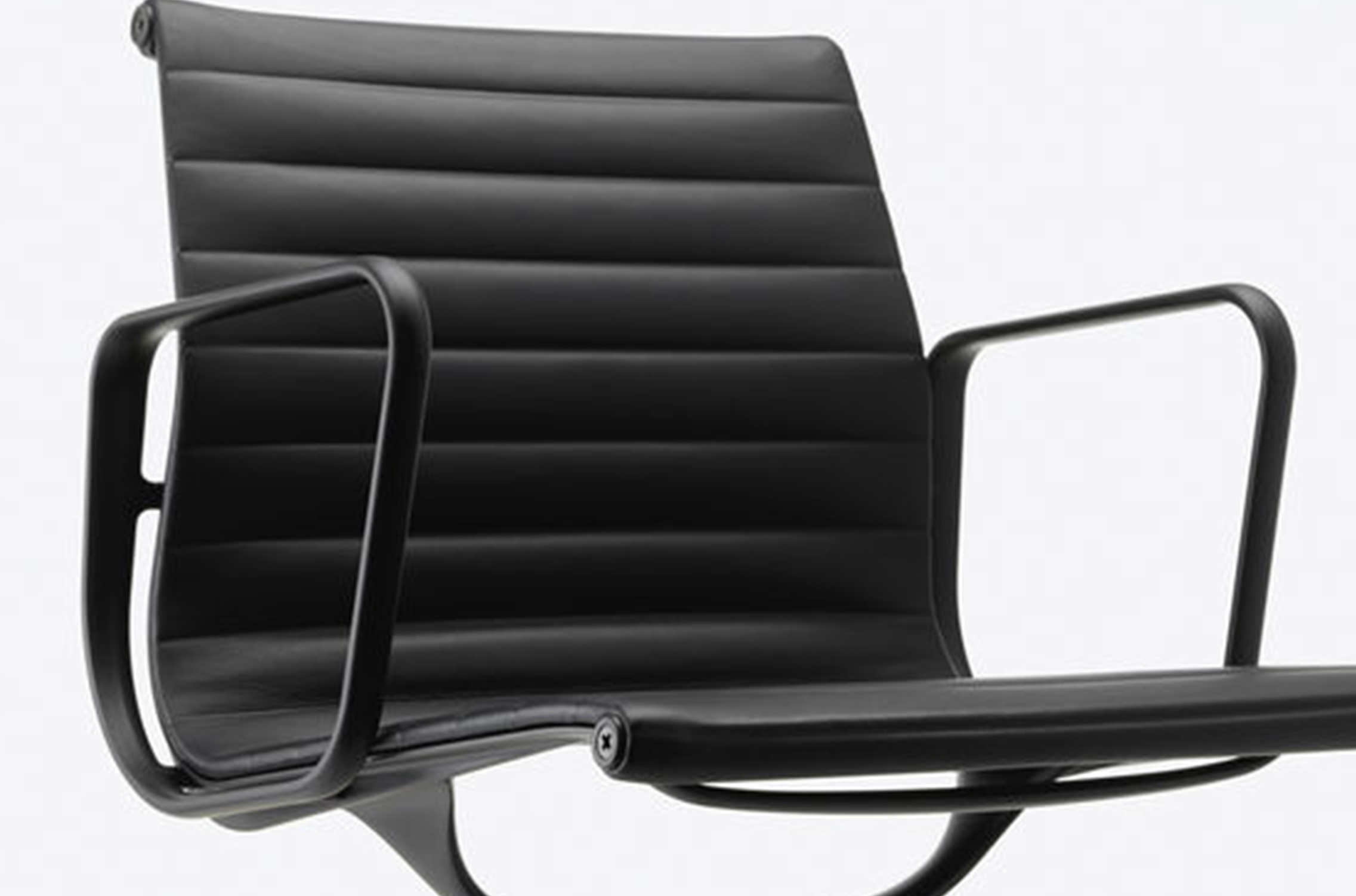 « Aluminium Chair», noir, Vitra 